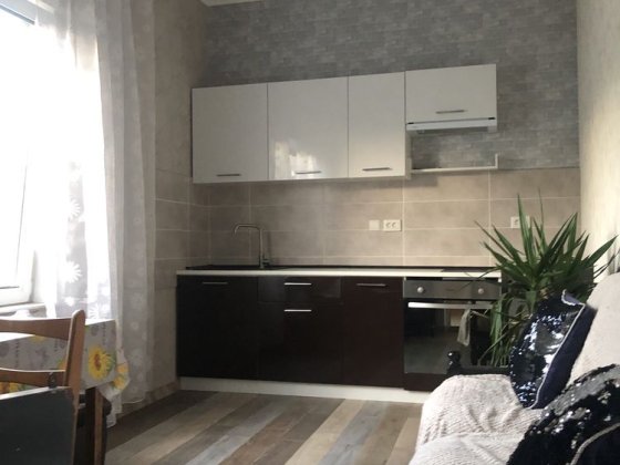 Довготривало здам кімнату Таїрова