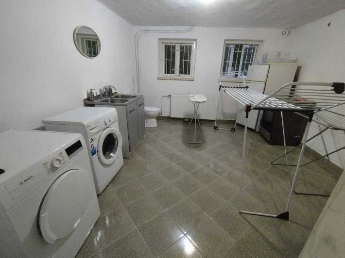 Здам місце в кімнаті Київ м Берестейська 1300 грн. в місяць проживання! Все станции Метро! - фото 1