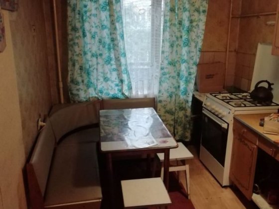 Сдам одну комнату в трехкомнатной квартире Київ