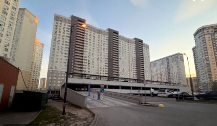Оренда паркомісця - фото 1