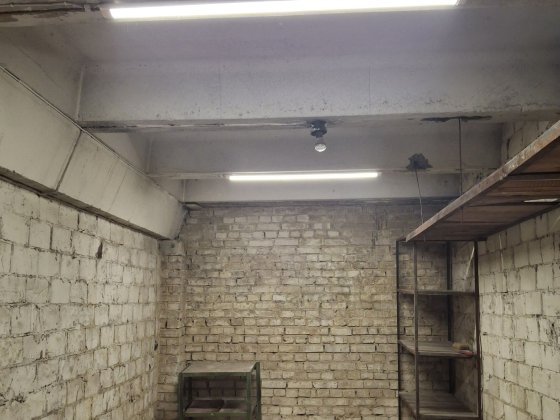 Аренда гаражн. бокса. ҐБК  Березняки , Березн  27,  1(высокий этаж) Київ