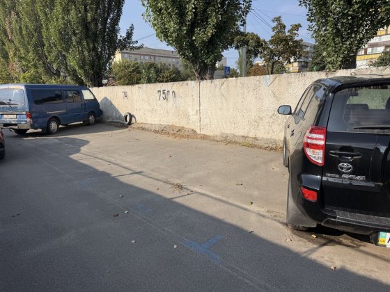Здам парко місце в гаражному кооперативі Виноградар Київ