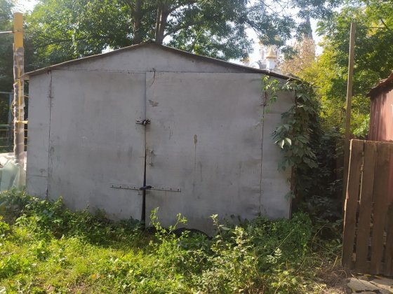 Здам в оренду металевий гараж під електромобіль