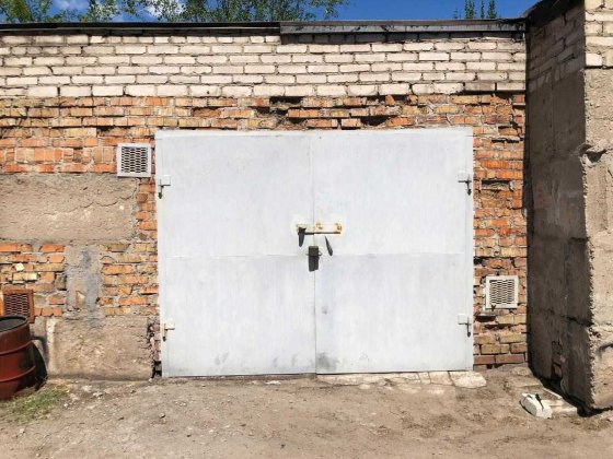 Оренда капитальный гараж с подвалом, на закрытой территории (район славянского рынка). Запоріжжя