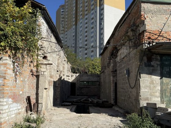 Гараж недобудова на 2 авто в  " Гідромеханізатор"