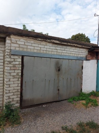 Гараж в центрі міста - фото 1