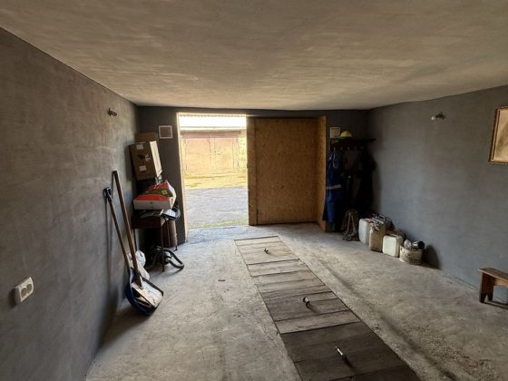 Гараж в центральній частині міста 6*4м Прилуки