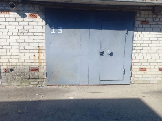 Гараж під СТО Пухівська