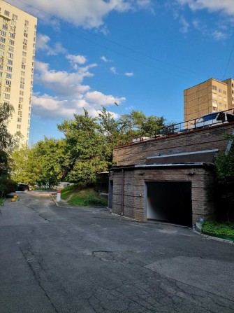 Продам паркомісце 15 кв.м вул.Велика Китаївська, 10-А. - фото 1