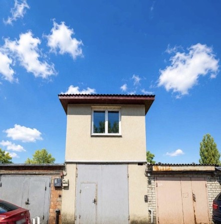 Продажа 2х этажного гаража 66 кв м Вишневое. Срочно. - фото 1