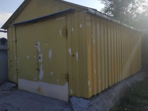 Міняю гараж по Хорольській на гараж біля оптмаркету по В.Пугачова