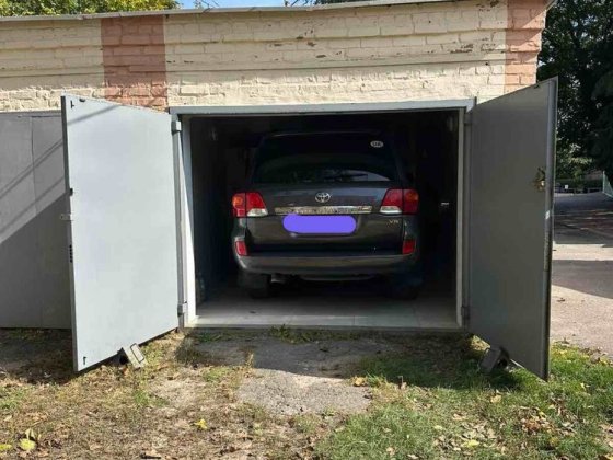 Продам капітальний гараж