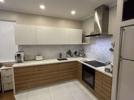 Продаж 3-к квартири вул. Регенераторна 4 Киев