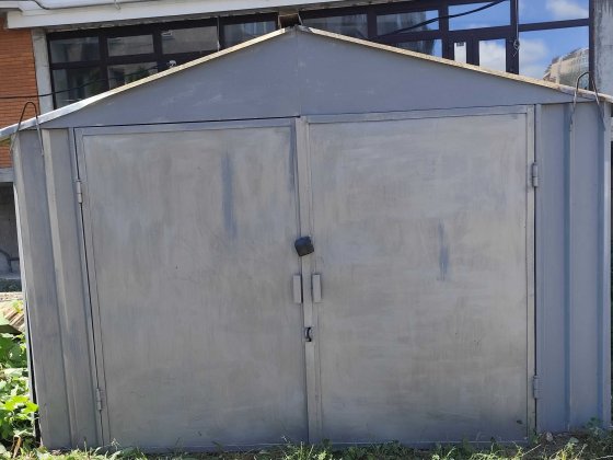 Гараж металевий без місця