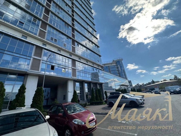 Продаж паркомісця 15 м2 в ЖК Артеміда, бульвар Дарницький 8-В, Дніпровський район. - фото 1
