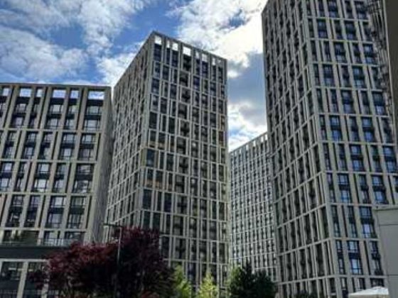 Продаж 2-к квартири вул. Зарічна 6к4 Київ