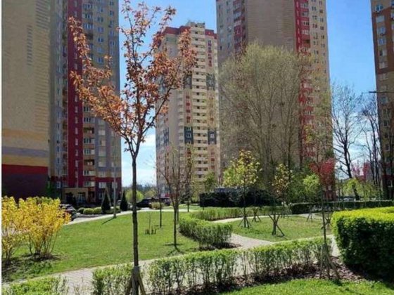 Продаж 3-к квартири вул. Самійла Кішки 5д Київ
