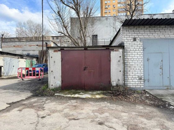 Купите гараж в нагорном районе на ул.Гусенко, 13
