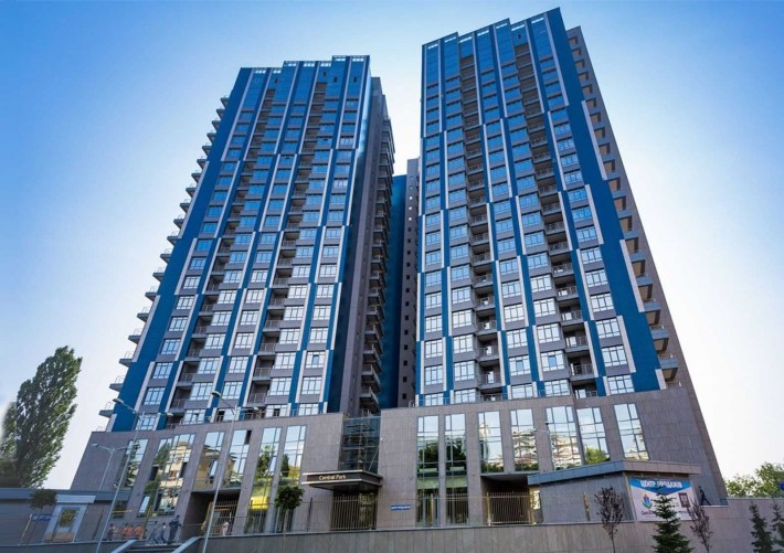 Продаж паркомісце сімейне 40м2 Печерськ ЖК Central Park Маккейна - фото 1