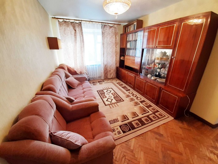 Оренда 2 кімнатної квартири  біля метро Печерська, 45м2, бульвар Лесі Українки 19, 5-й поверх, ГАЗ - фото 1