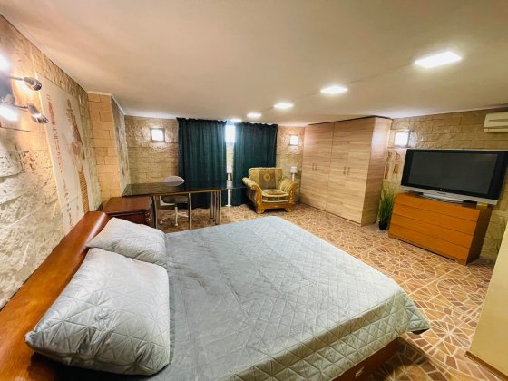 2-кімнатна квартира 70 м² + тераса 70 м² | Лобановського | можна з тваринами | метро Деміївська - 7  Киев