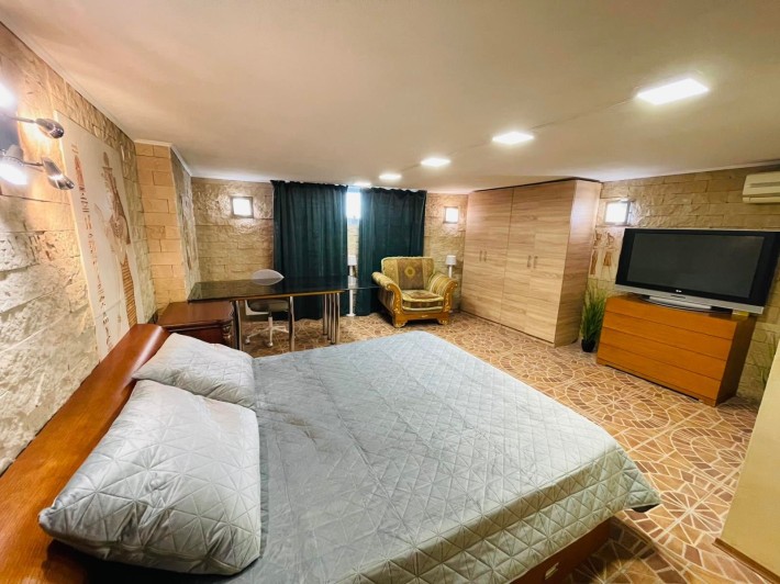2-кімнатна квартира 70 м² + тераса 70 м² | Лобановського | можна з тваринами | метро Деміївська - 7  - фото 1
