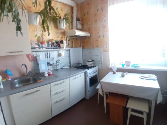 Оренда 2 кімнатної квартири вул.Чорних Запорожців буд.64, Газ. Бровары