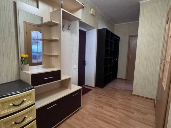 Біля метро Позняки здається простора світла 1-кімнатна квартира. Київ