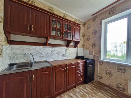Здається в оренду 3-х кімнатна квартира по просп. П. Григоренко 19 Киев