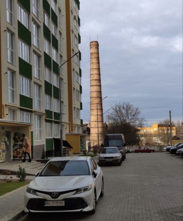 Оренда затишної 1К в  хорошому районі, велика парковка/ пвтоноснн опалення - фото 1