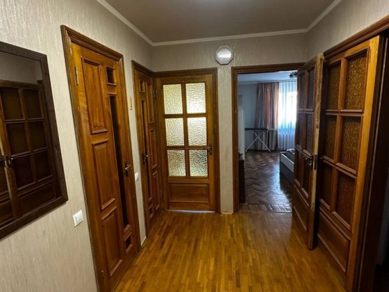 2к квартира на пр. М. Лушпи