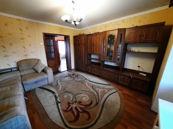 Здам 2 кім, Меблі та техніка