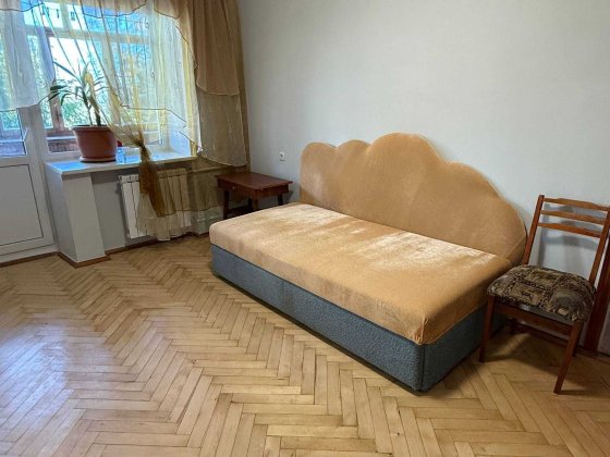 Довгострокова оренда 1 кімн. квартири в Шевченківському р-ні, вул. Нагірна, 12