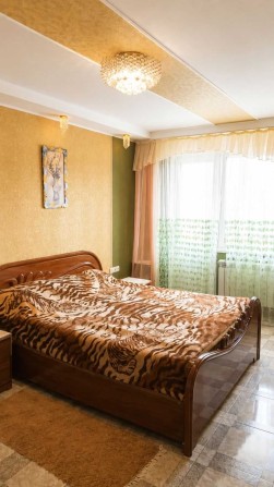 Квартира в центрі від місяця до півроку — заїжджай і живи ! - фото 1