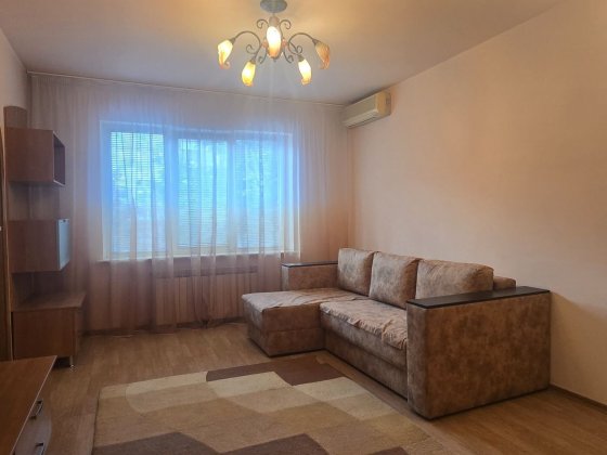 Сдам 2к квартиру на Перемозі 4 біля Варуса Днепр