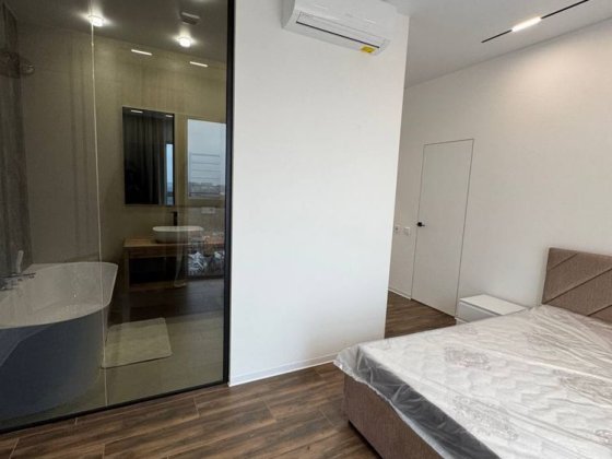 Оренда 3 к квартири 100 кв м, Comfort City Рибінський