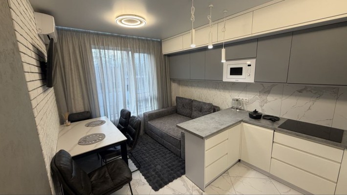Оренда велика 1к, 5 хв від центра якісний ремонт 2/5 поверх, газ, - фото 1