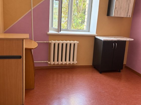 Здаю 1 кімнатну квартиру у гуртожитку Николаев