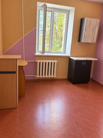 Здаю 1 кімнатну квартиру у гуртожитку - фото 1