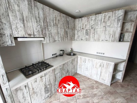 Сдается 1 комн. квартира на Песках, в отличном месте Запорожье