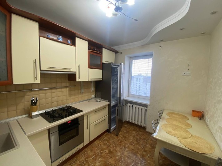 Аренда 2х к.кв Пр.Центральный/Шоссейная 10/10 14000грн - фото 1