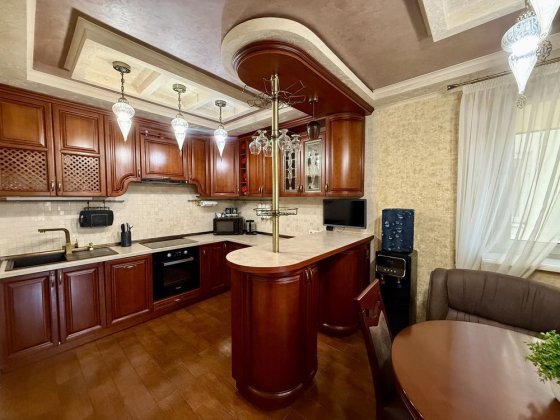 Аренда, трехкомнатная квартира, 12 апреля Запорожье
