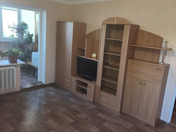 Сдам 1-к на Бочарова/Крымской.
