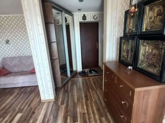 Свободна, сегодня можно заехать,  можно всех ! Сдам большую 47 кв.м.  1 к кв студию  Пятихатки, Курч Харьков