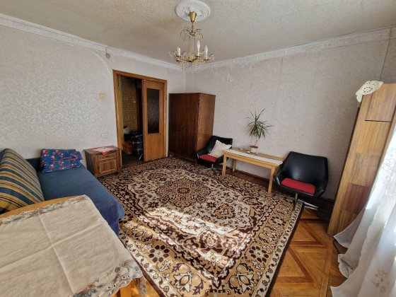 Сдам 1к Кирова низ  ул.Минина  ул Менахем Мендел Шнеэрсона  цена 10999 Днепр