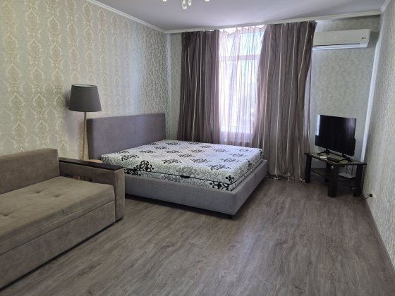 Однокімнатна квартира довгостроково Одеса