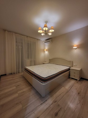 Аренда для семьи  3 комнатной квартиры в Хортицком районе - фото 1