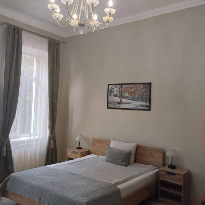 АКТУАЛЬНА,ЦЕНТР, вул. Івана Франка 43-3кім.85м. - фото 1
