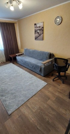 сдам реальную трёхкомнатную квартиру на Алексеевке, проспект победы 65б, м. Победа, можно аккуратным - фото 1