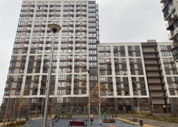 Продаж 3-к квартири вул. Генерала Грекова 4 - фото 1